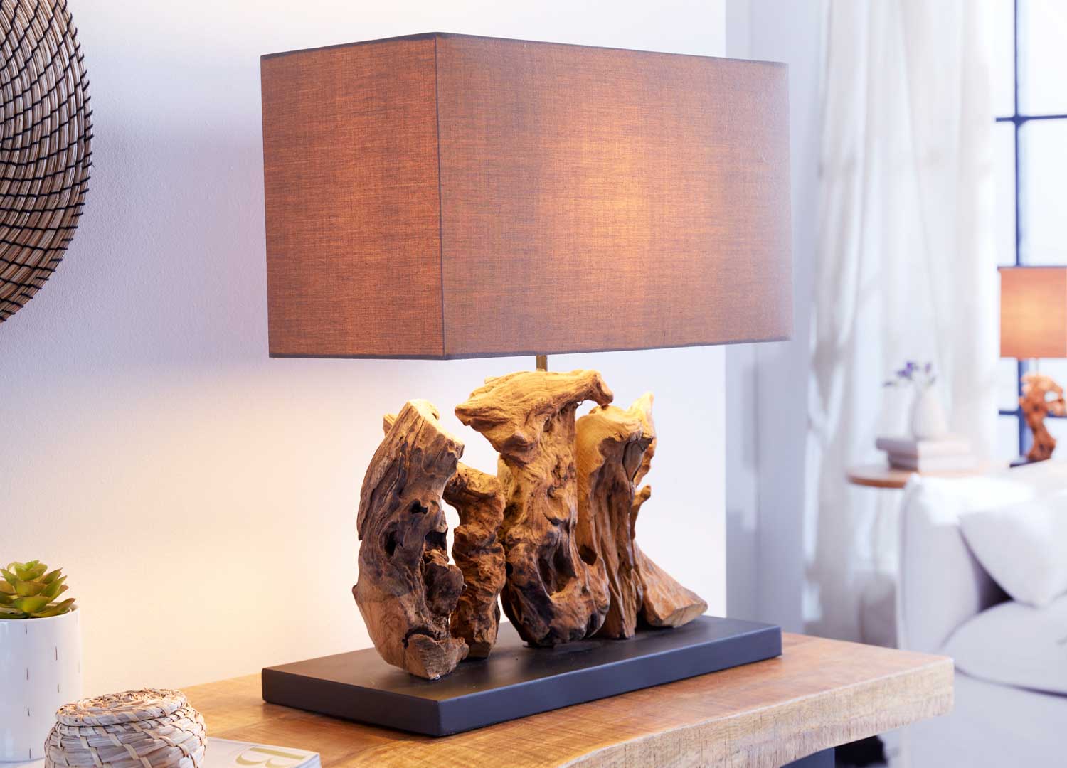 Lampe design aspect premium en bois