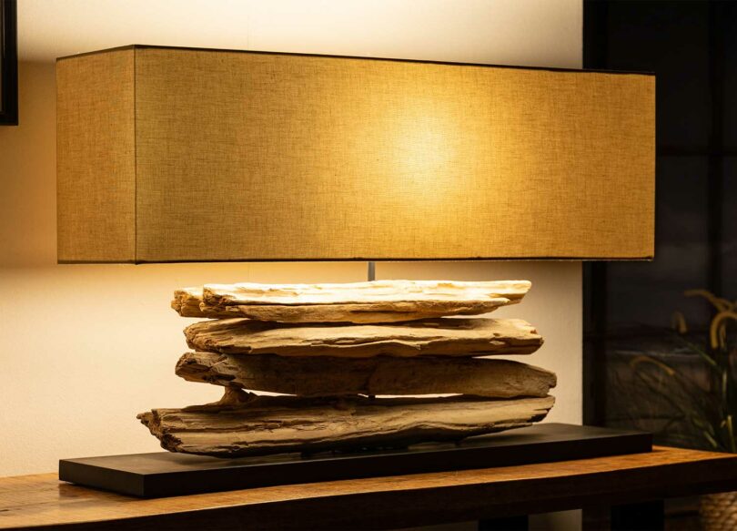 Lampe lin beige et bois design