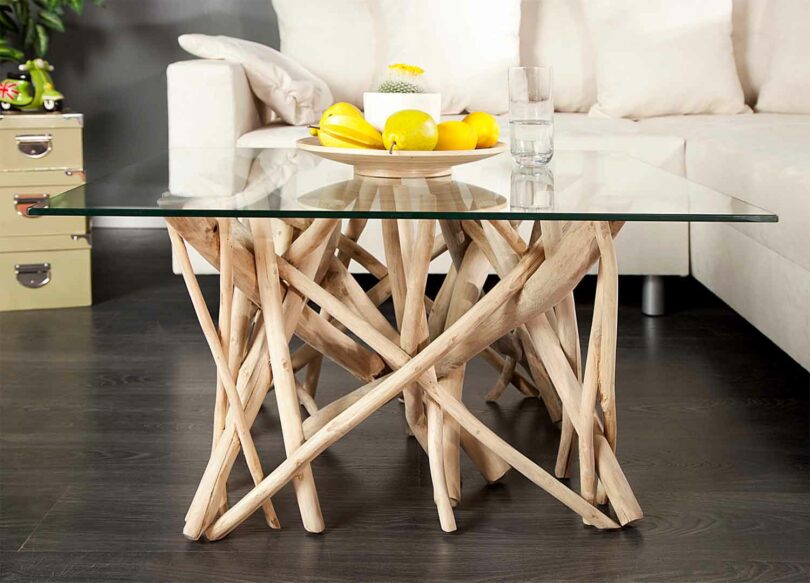 table de salon en bois de teck et en verre