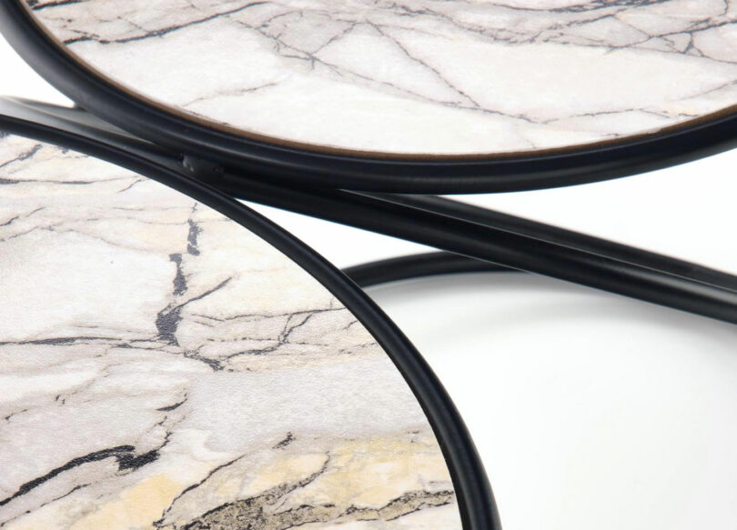 zoom sur les plateaux effet marbre