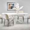 table de salle à manger aspect marbre blanc et métal blanc