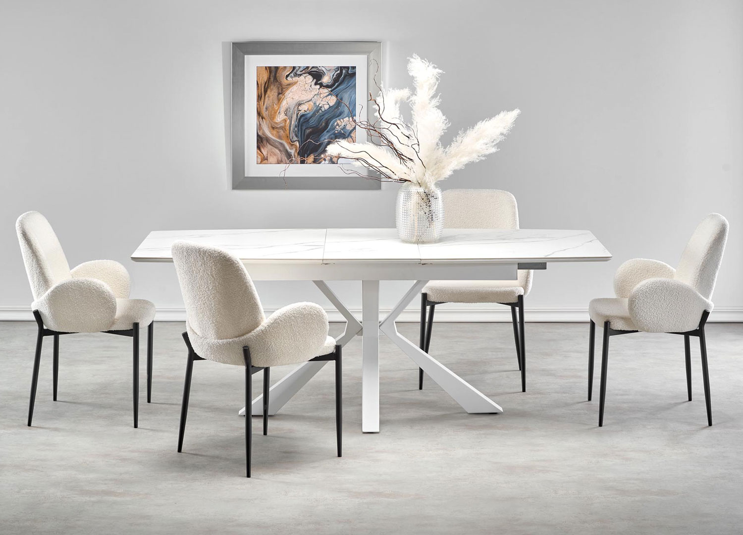 table de salle à manger aspect marbre blanc et métal blanc