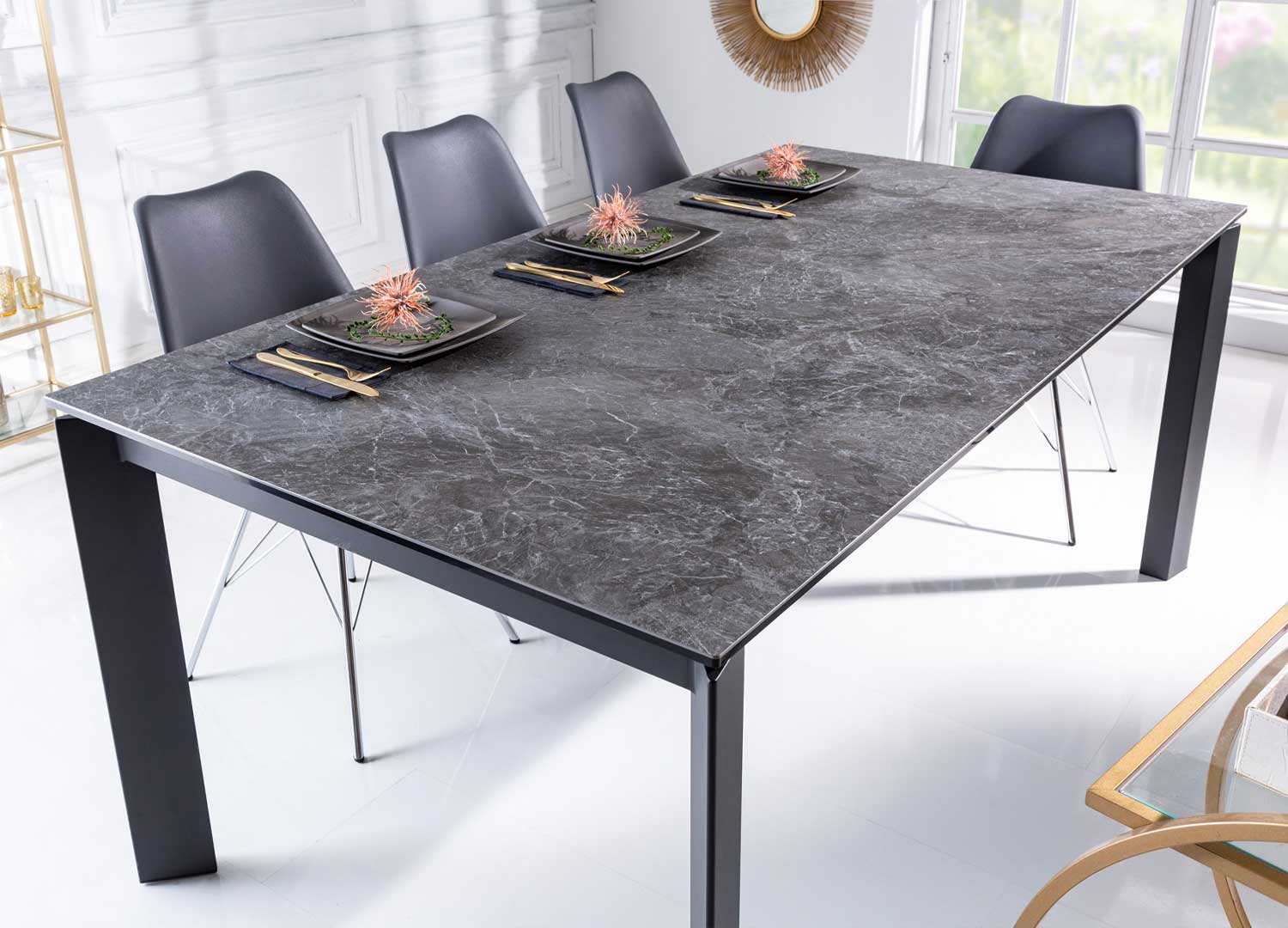 Table à manger aspect granit