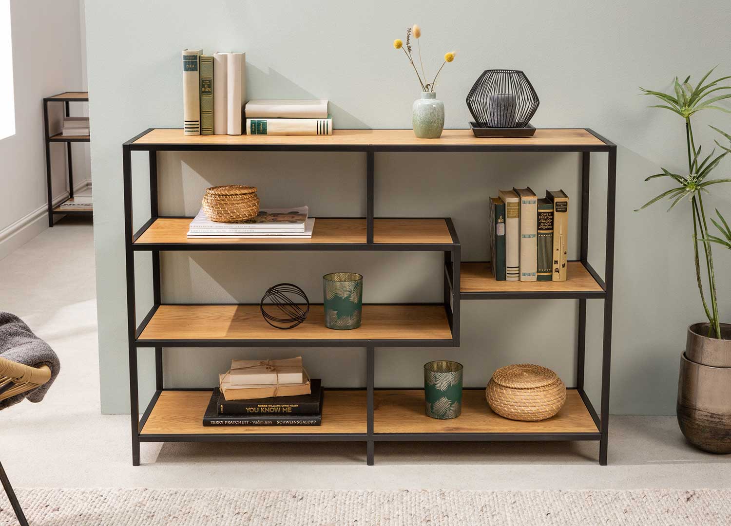 Etagère asymétrique en métal noir & décor bois Loft