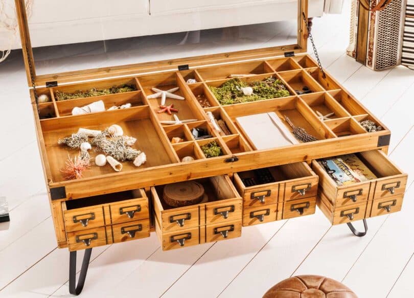 table de salon en bois avec rangement