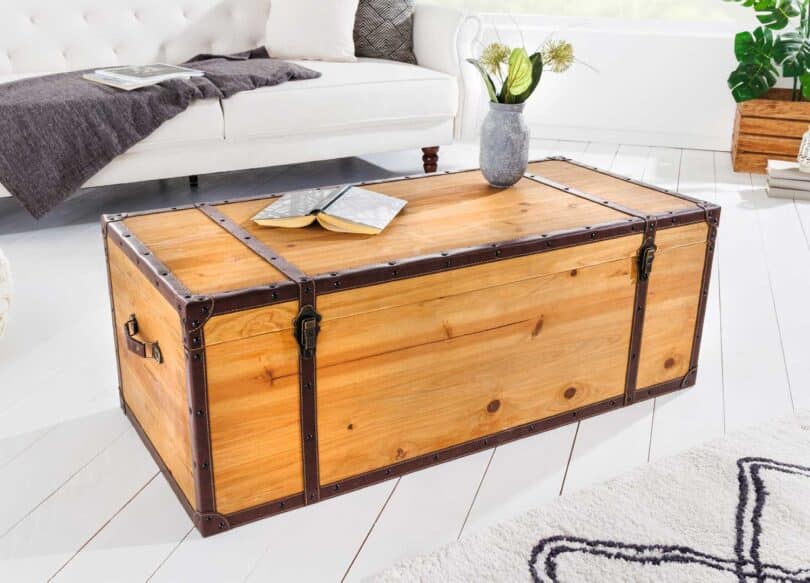 table basse en forme de coffre avec rangement en bois massif 110 cm