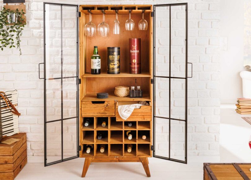 meuble de bar originale en bois massif