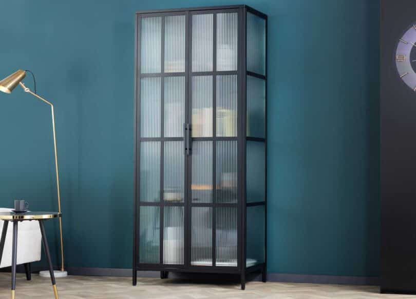vitrine haute 180 cm en metal noir et facades verre strie