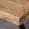 Bord de la table de salle à manger
