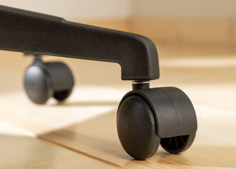 Roulettes de la chaise de bureau