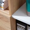 zoom sur les etageres du meuble de bureau scandinave