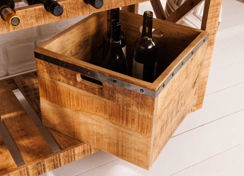 chariot de bar avec une caisse de rangement en bois