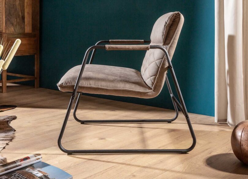 chaise de detente forme lounge style retro vintage