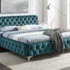 lit moderne style baroque en velours bleu pacifique