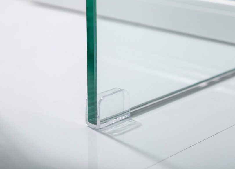 Piétement en verre de la console