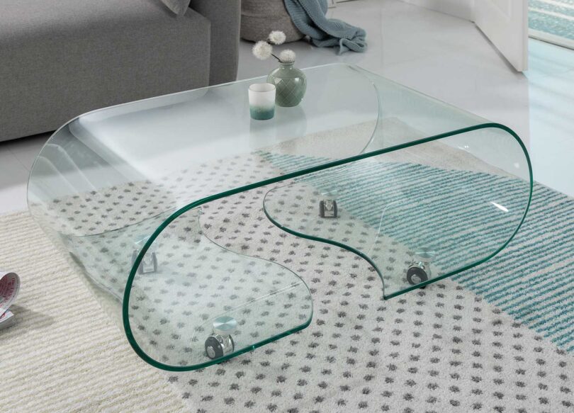 Table de salon en verre trempé sur roulettes