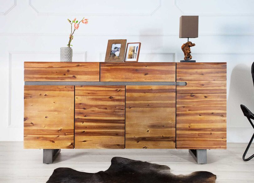 Meuble buffet en bois massif d'acacia brun