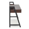 bureau design avec pieds en metal noir et plateau imitation noyer