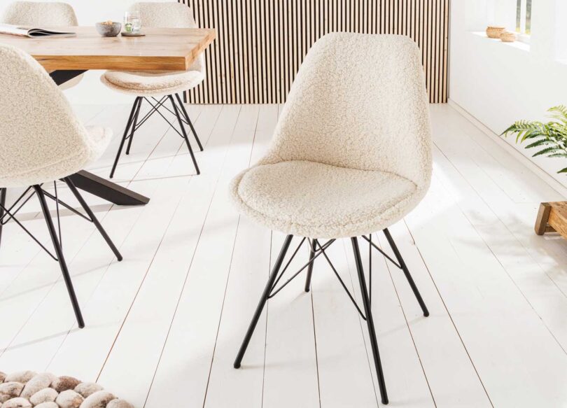 ensemble 4 chaises en tissu boucle creme et metal noir