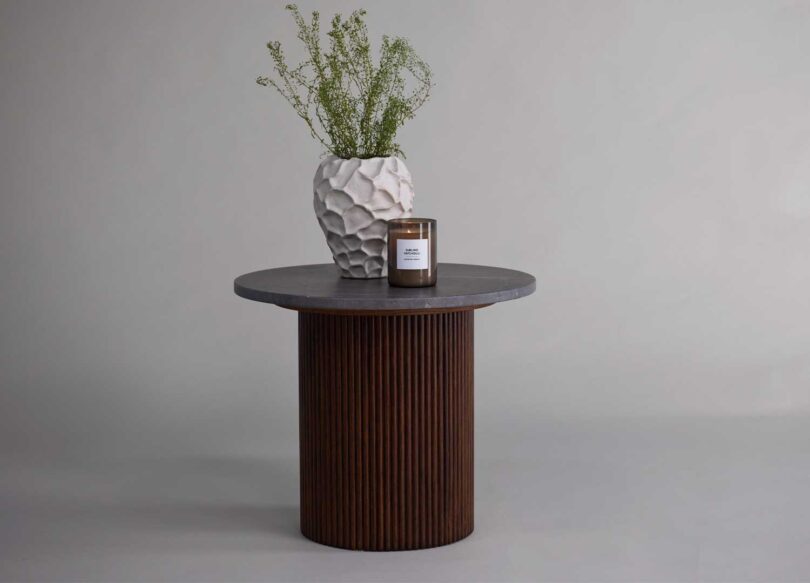 Table de salon ronde en marbre gris design et simple