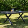 Table d'extérieur en bois composite noir