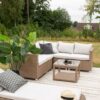 canape de jardin en rotin moderne avec des coussins