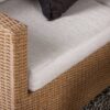 zoom sur les coussins de jardin beige