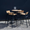 meuble de jardin avec une table de bar et 4 chaises hautes en bois massif