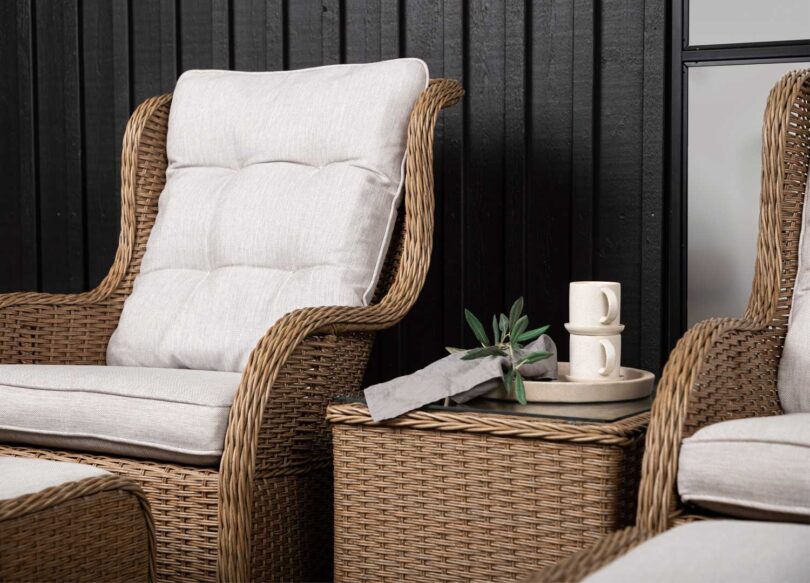 meuble de jardin confortable en polyrotin