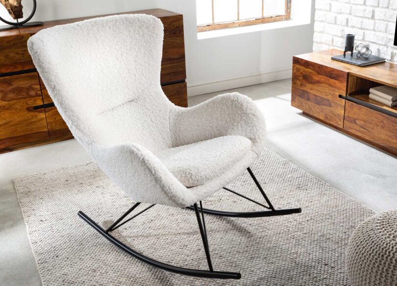 siege confortable a bascule en tissu polaire blanc