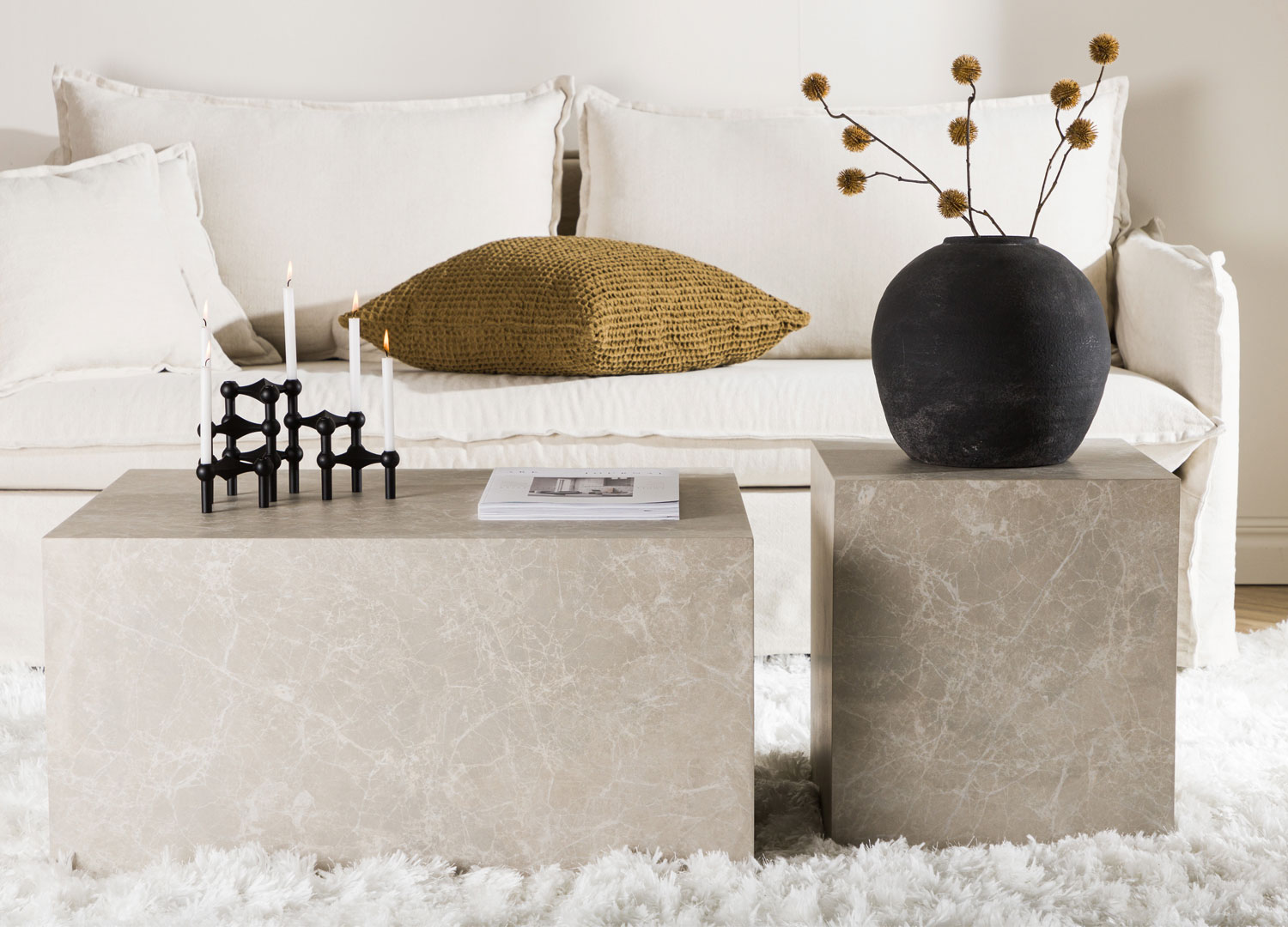 table basse aspect marbre forme rectangulaire