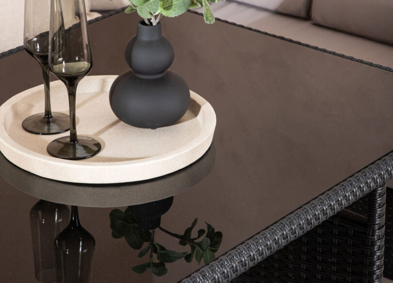 table de repas de jardin en polyrotin noir