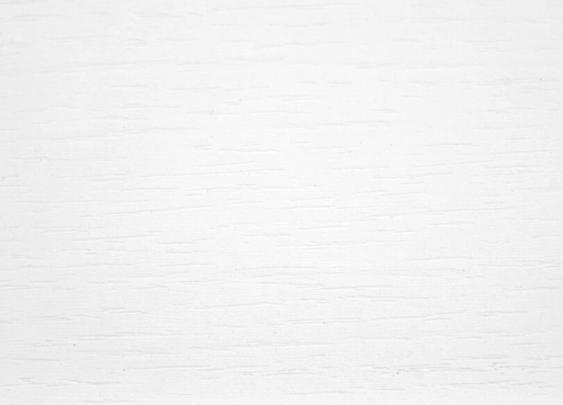 zoom sur le plateau blanc en mdf