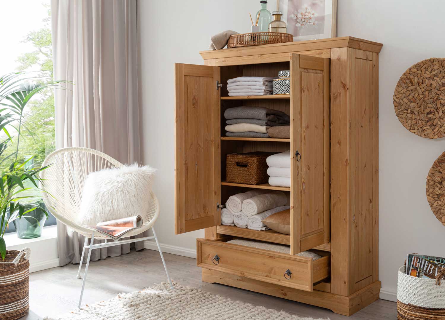 Armoire Penderie pour Chambre Adulte. Meuble robuste et moderne en Bois