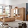 Chambre lit double avec armoire commode et chevets en bois massif