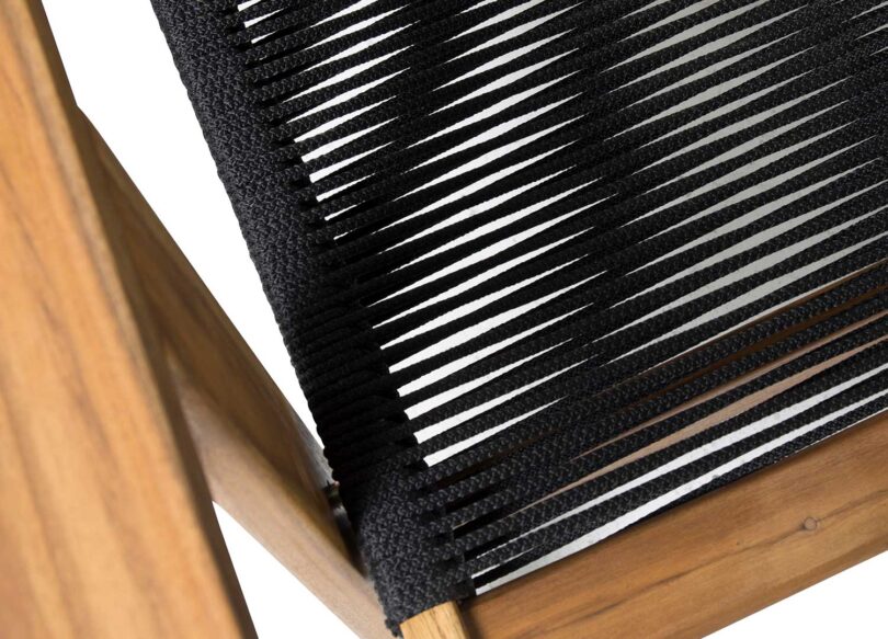 zoom sur l assise en corde noir
