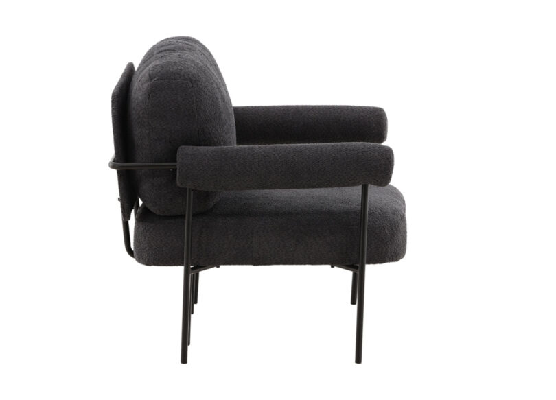 fauteuil moderne en tissu polaire gris foncé avec des pieds en métal noir et des accoudoirs arrondis