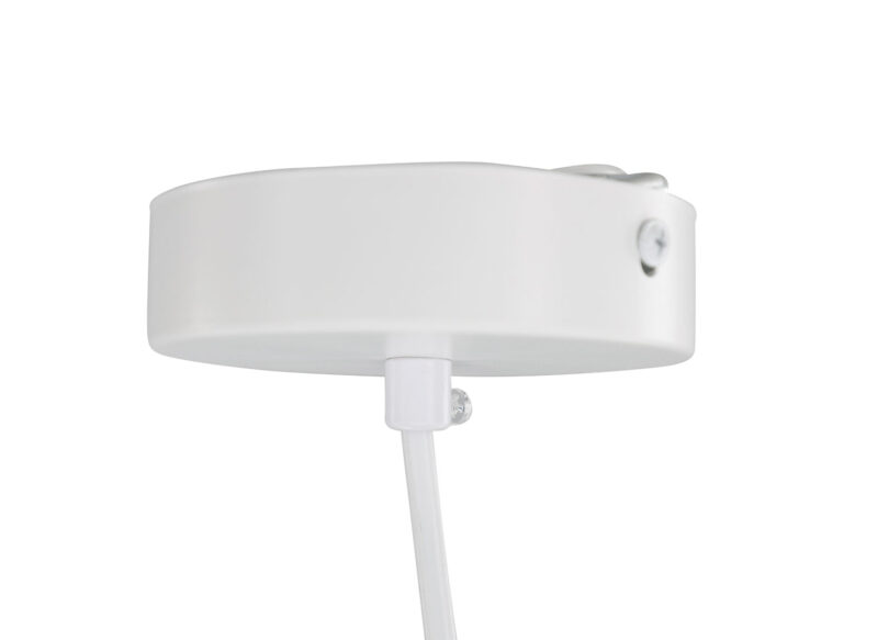 zoom sur le plafonnier en métal blanc
