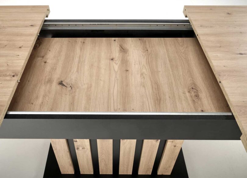 table repas avec une allonge centrale