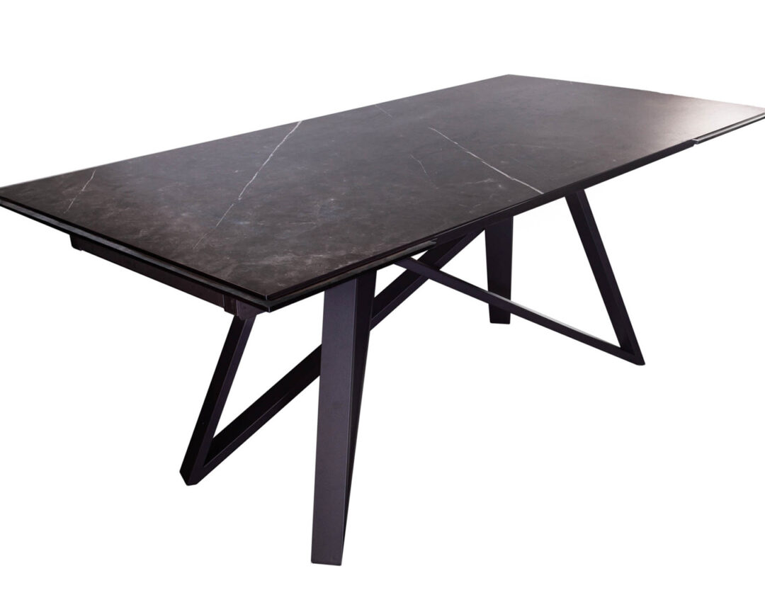 table salle à manger 260 cm en céramique et métal noir
