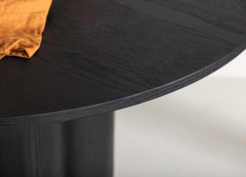 Table de repas ronde tendance aspect bois noir