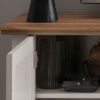 Ouverture de porte du meuble tv blanc cottage