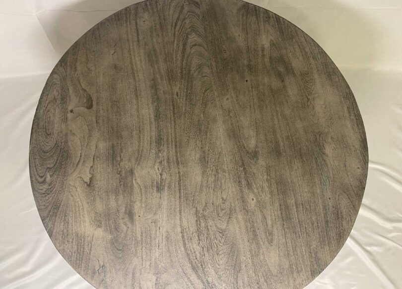 Plateau rond en bois foncé