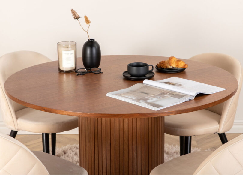 Plateau de la table à manger ronde