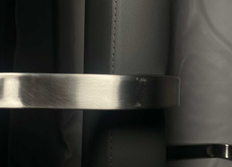Banc en simili cuir noir