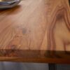 Plateau de la table de repas en bois massif