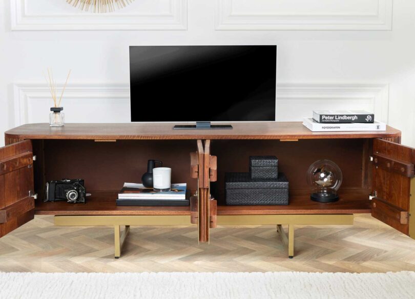Meuble tv en bois de manguier rainuré