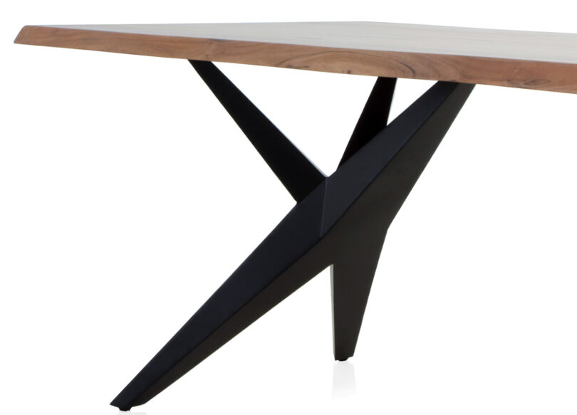Table de repas 200cm en bois d'acacia massif piétement métal noir design