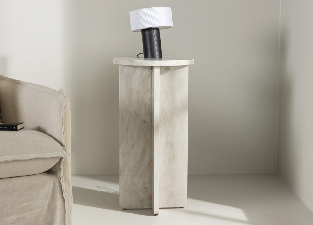 Bout de canapé aspect marbre beige moderne de 40cm