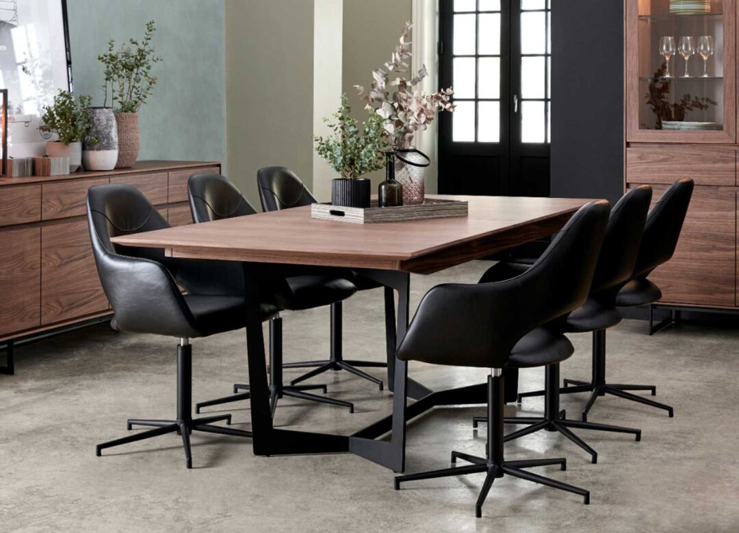 Table à manger aspect bois de noyer de 2m extensible jusqu'à 2m50